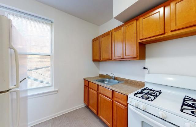 925 East 46th Street