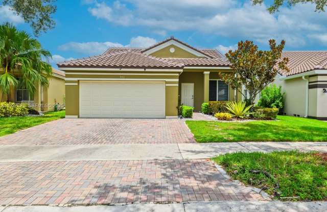 933 Falling Water Rd