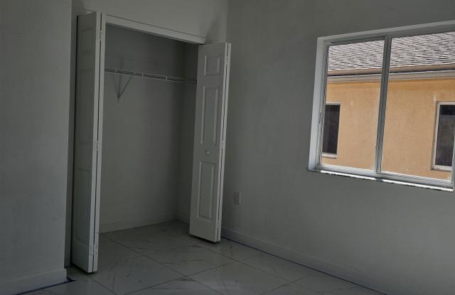 2757 Northwest 57th Street