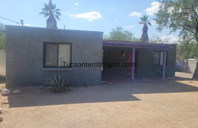 1325 N Alamo Ave - 1325 North Alamo Avenue, Tucson, AZ 85712