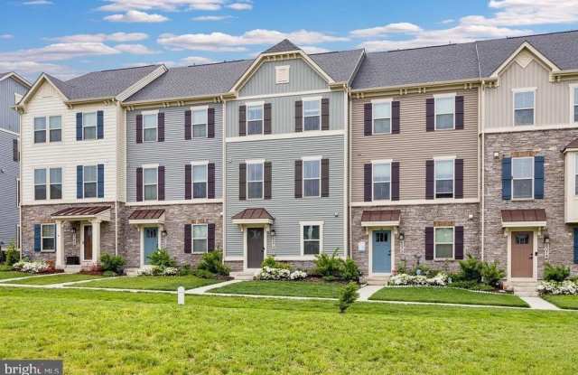 6070 FALLFISH Court
