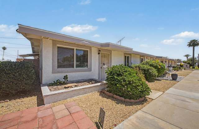 10606 W Oakmont, Sun City - Spacious 3 bed, 2 bath-Adult Community