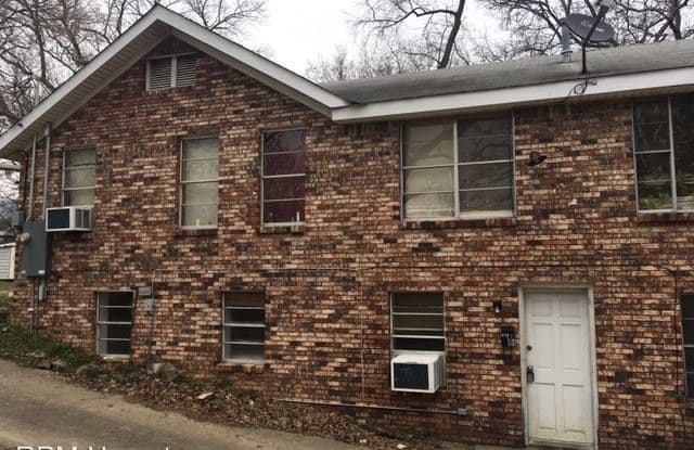 215 Centerview, APT. B - 215 Centerview St, Hot Springs, AR 71913