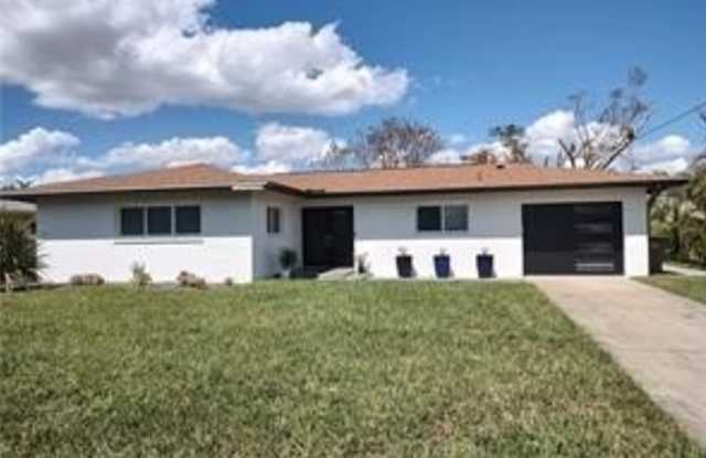 Photo of 1745 Bikini Court