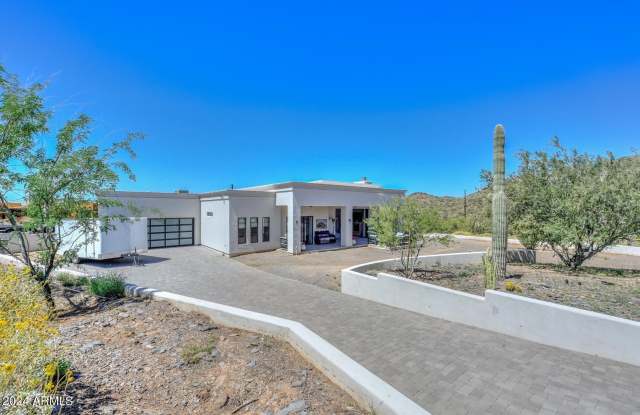 Photo of 5861 E CLOUD Road