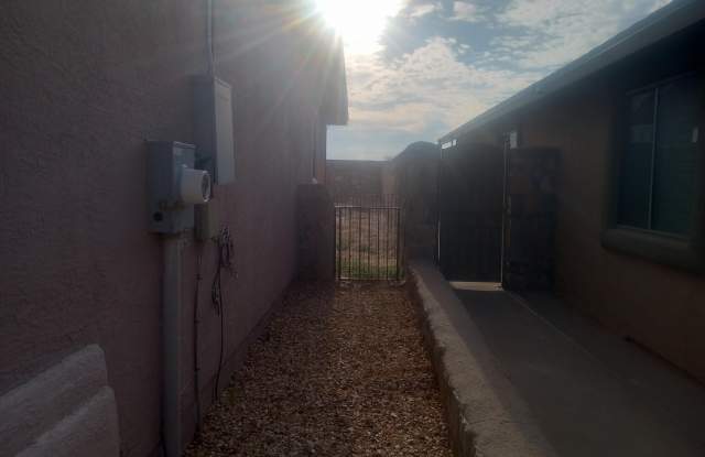 13975 VAQUERO ROCK Drive