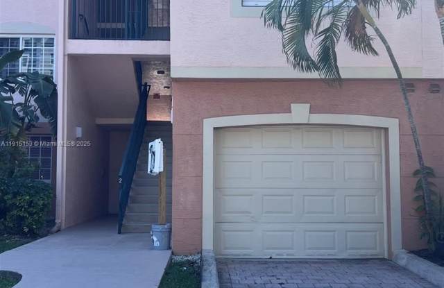 Photo of 2021 SE 10th Ave