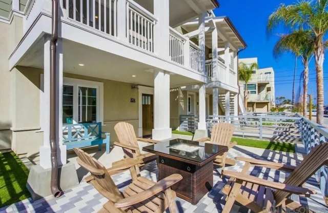 Photo of 834 Santa Barbara Pl