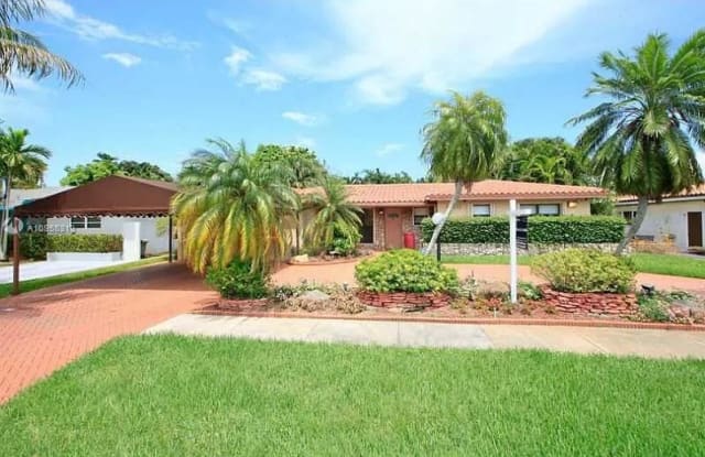 19511 NE 19th ct - 19511 Northeast 19th Court, Ojus, FL 33179