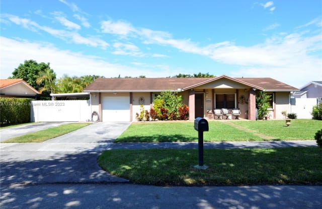 13411 SW 51st St - 13411 Southwest 51st Street, Kendale Lakes, FL 33175