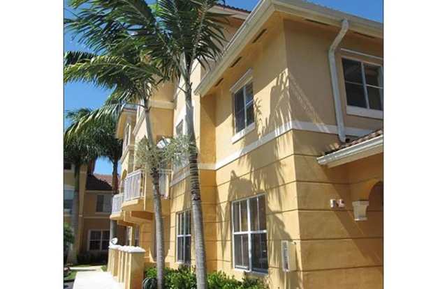 Photo of 8858 West Flagler Street