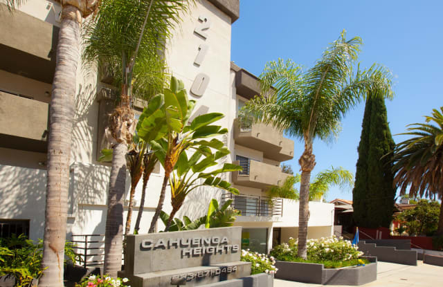 Photo of Cahuenga Heights Apartments