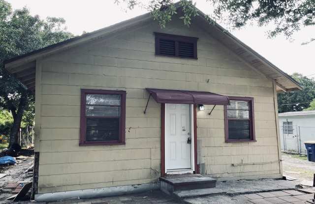1703 N 15th Street