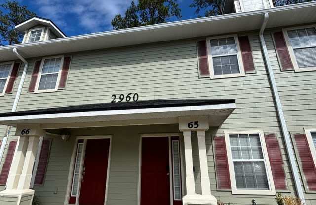 Fully Furnished 3-Bedroom Townhome