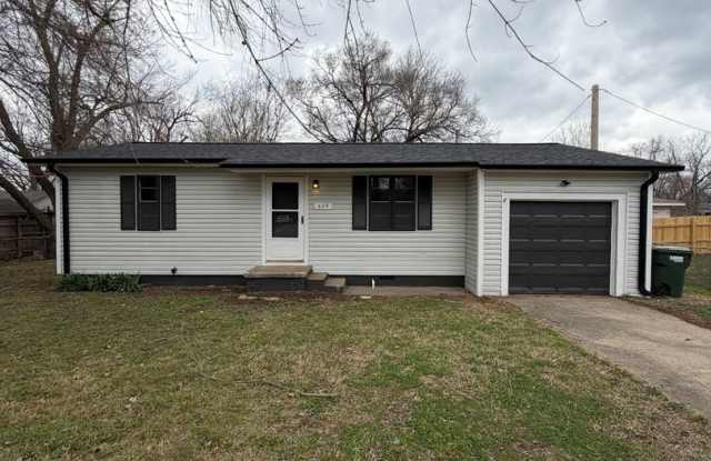 4 Bed | 2 Bath House