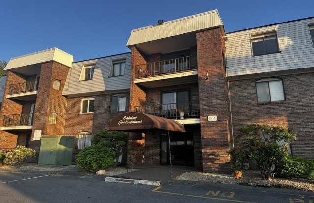 15 Oak Neck Road unit: 34