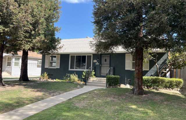 Photo of CENTRAL BAKERSFIELD