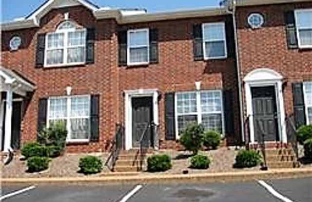 Photo of Stewarts Landing Neighborhood, Easy access to I-24