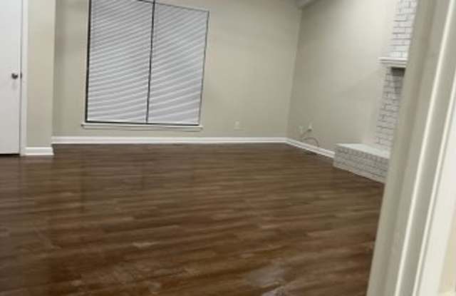 4118 Southpark Drive