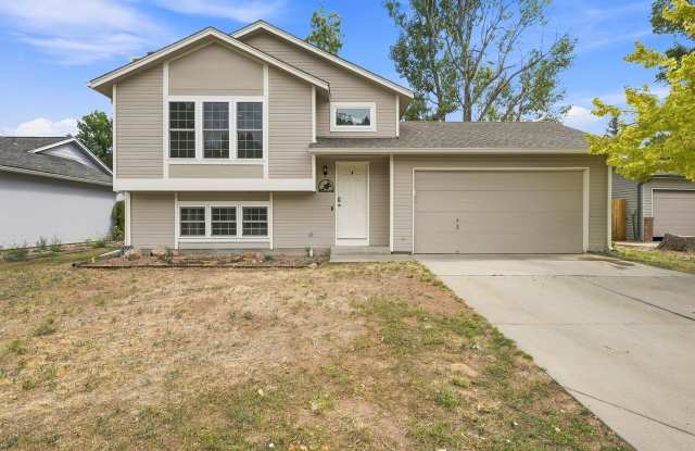 2742 Pampas Dr, Fort Collins, CO 80526