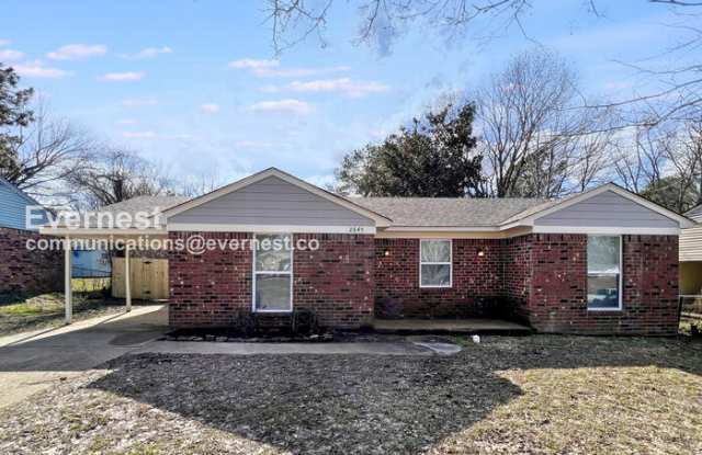 Photo of 2645 Eastbrook Drive