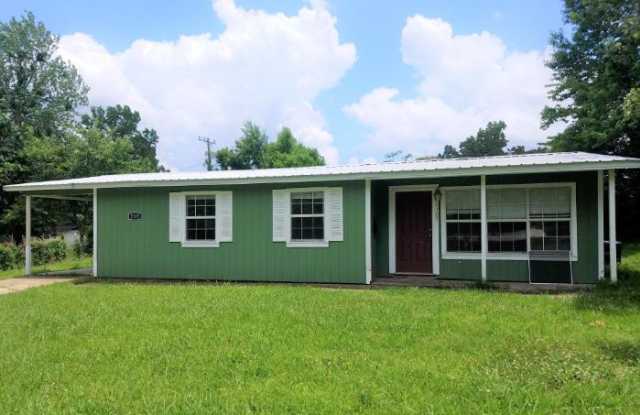 2105 Ginger St