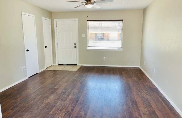 4626 Grinnell Street - 1