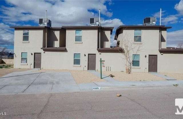 Photo of 6325 GEIGER Avenue unit: B