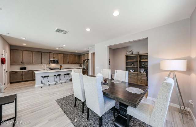 17893 W Indigo Brush Rd