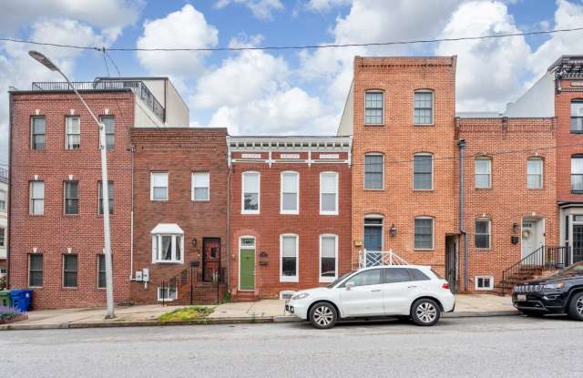 3418 O'Donnell St/2 Bedroom 2.5 Bath Townhouse in the Heart of Canton