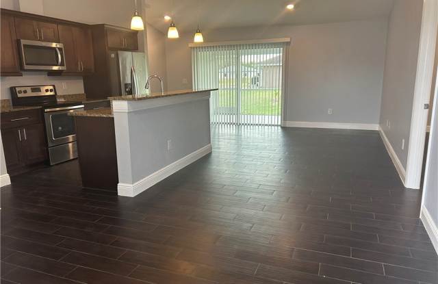 1257 Columbus Boulevard