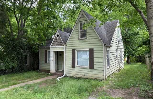 1209 North 7th Street