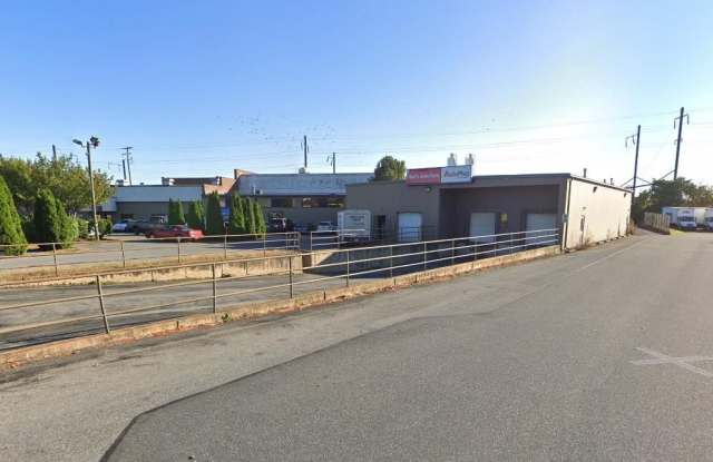 1140 GARFIELD Avenue unit: Tenant A