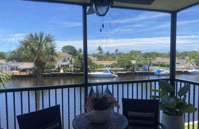 18 Royal Palm Way unit: 306