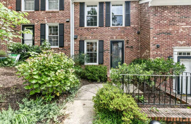2534 S Walter Reed Dr