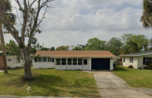 Charming 3 Bedroom Home in Quaint South Daytona Neighborhood