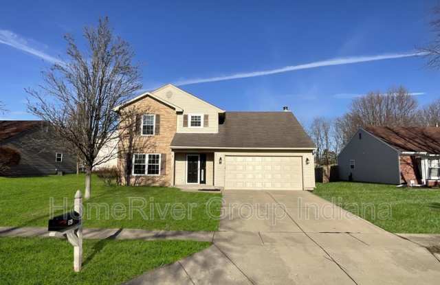 629 Lake Crossing Ct - 629 Lake Crossing Court, Franklin, IN 46131