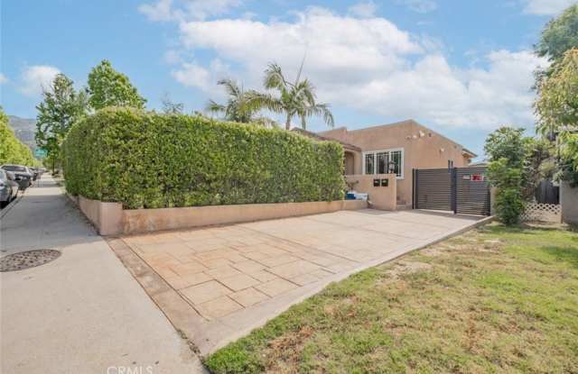 1328 Grandview Avenue