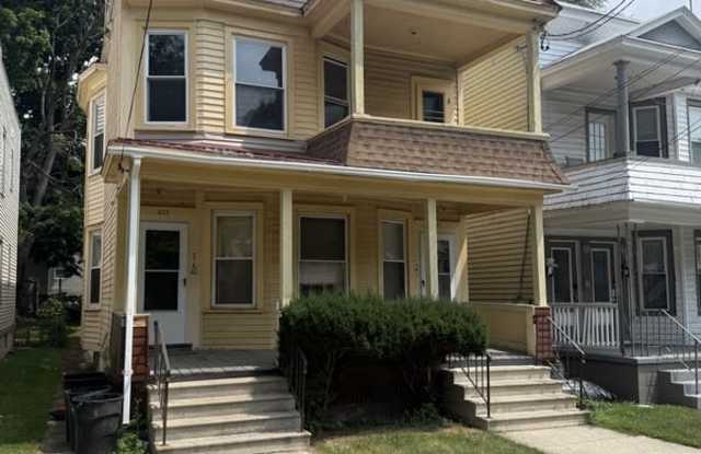 635 Myrtle Avenue - 2