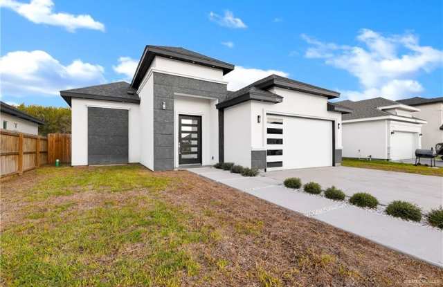 5412 N Chula Vista Street