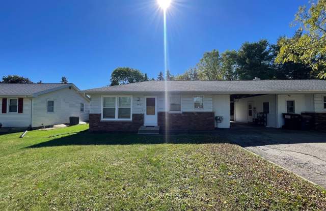 Two Bedroom Duplex in Portage