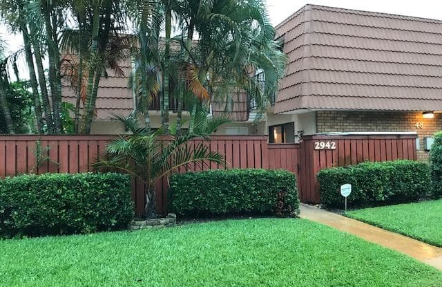 2942 Waterford Drive N - 2942 Waterford Drive North, Deerfield Beach, FL 33442