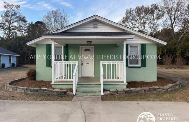 Photo of Updated 3BR Home with Large Yard