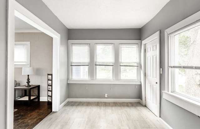 4409 North College Avenue - 4409