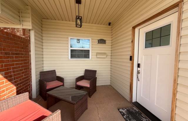 5825 Northwest 86th Street