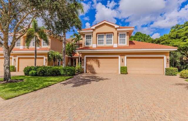 7837 Hawthorne Dr