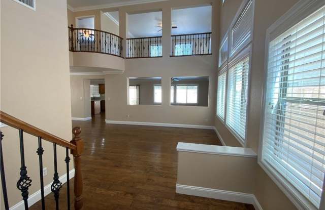 5550 Golden Palms Court