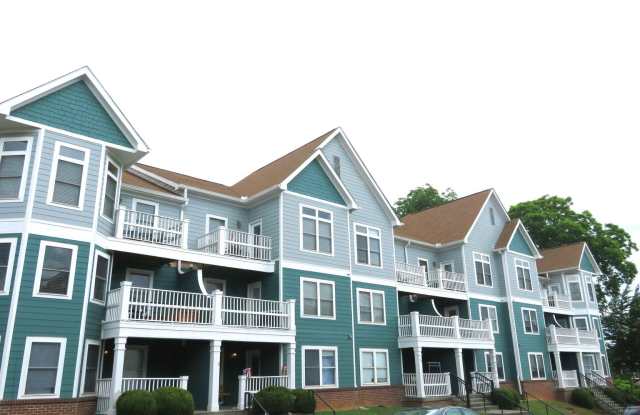 Photo of 2 Blocks from UT Law School - 3bd/2ba with TWO PARKING SPOTS Available for FALL 2026!