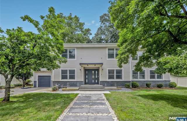 Photo of 3 Laurel Road