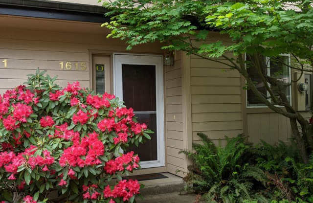 1615 Oak Patch Road